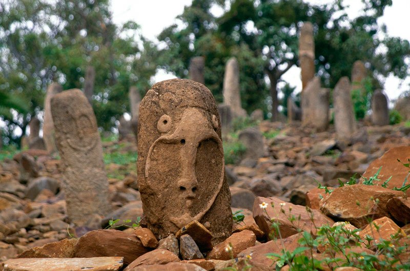 Tutu Fela. Ethiopia. Recently repaired stele. General view of stelae at Tuto Fela, a cemetery, under a layer of broken stones covering some 900 sq.m., and dating between 1000 AD -1300 AD. Image ID: ethsid0010009